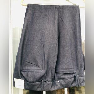Women’s Gray Dress Barn dress pants in size 22